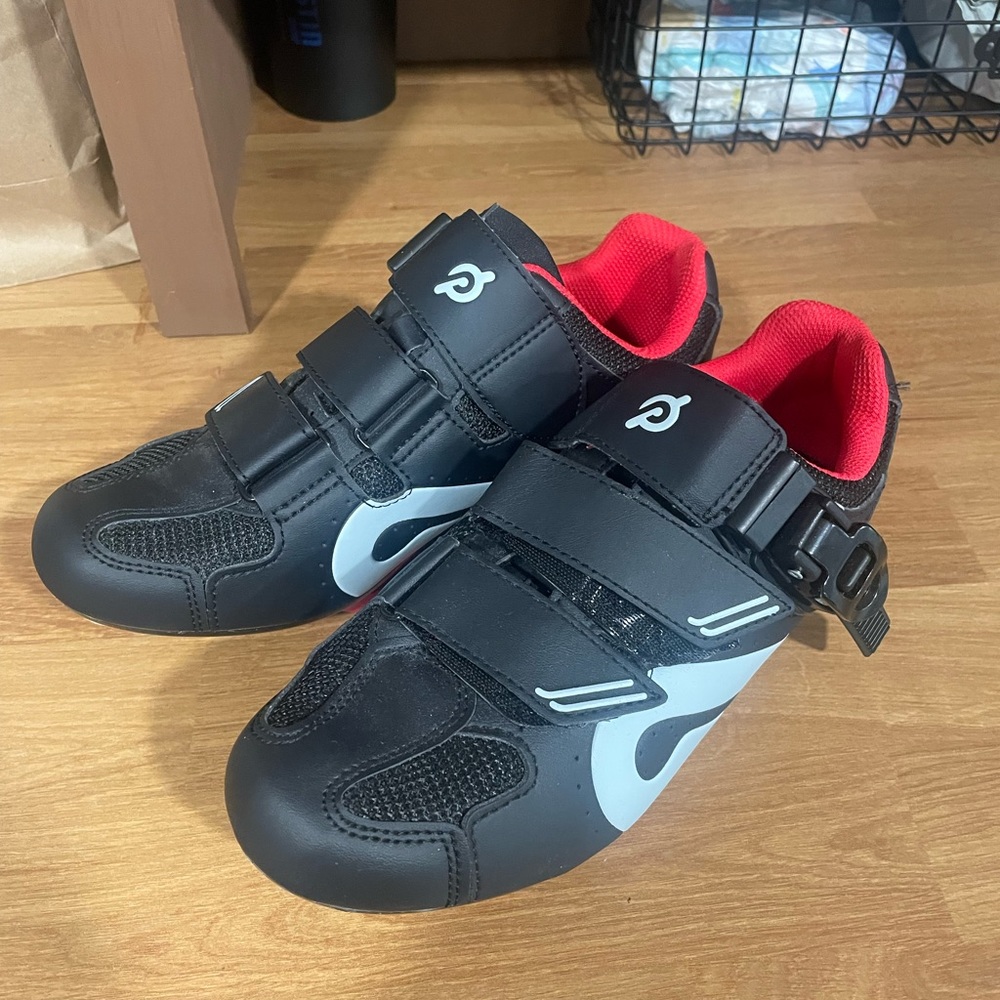 Peleton 38 (Women Size 7) Cycling Shoes